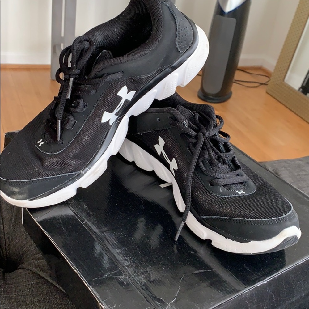Under Armor Running Shoes